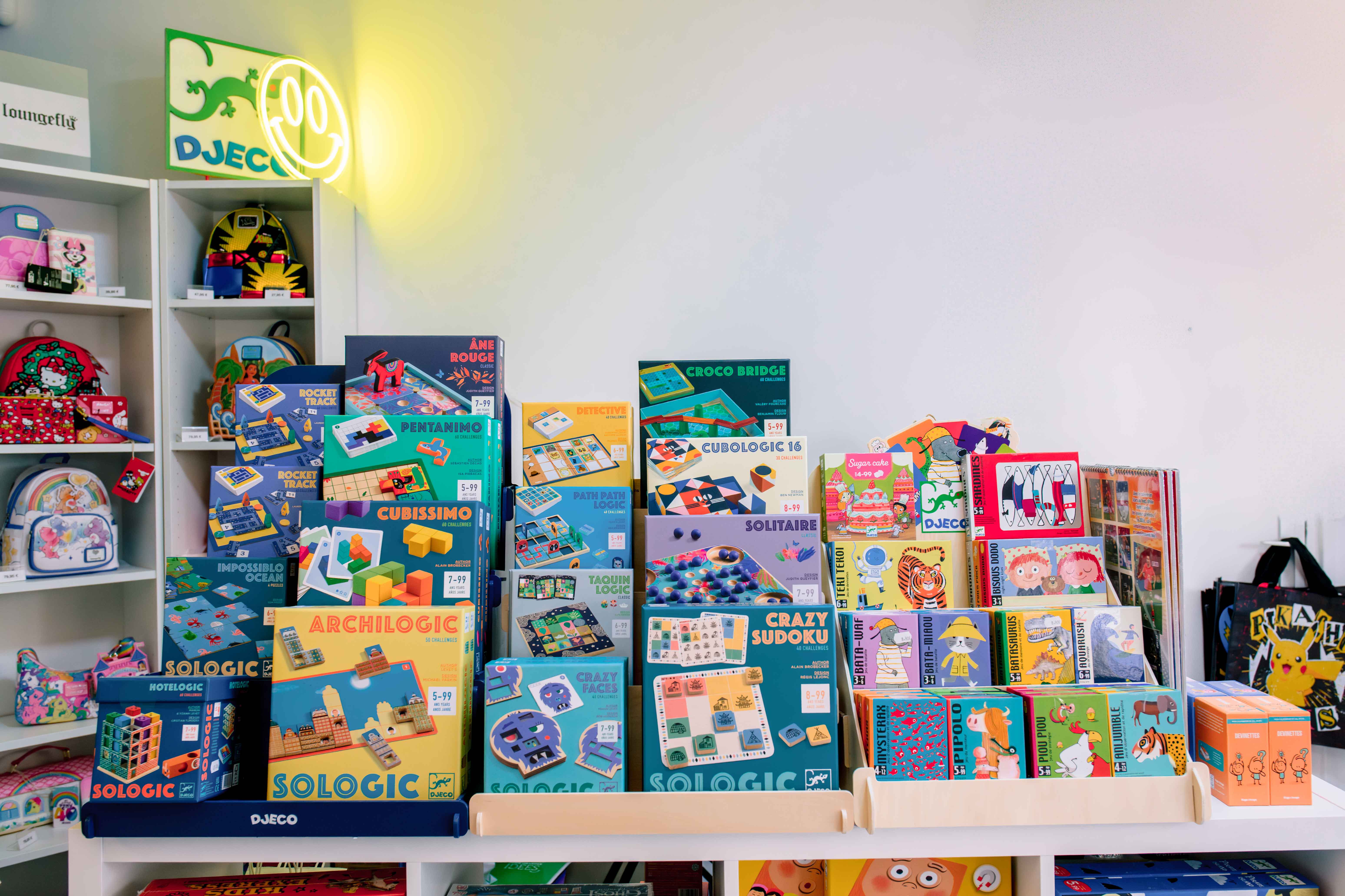 boutique culturelle pensée pour les enfants et les familles à vallauris